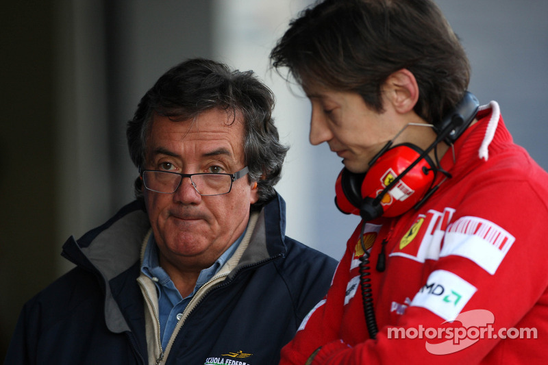 Mercedes 'has the edge' in 2014 - Minardi