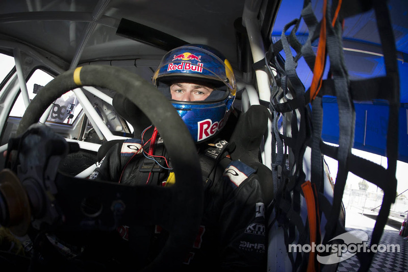 Bryce Menzies wins the Baja 500