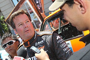 Robby Gordon fastest in Formula Off-Road; Paul Tracy back behind the wheel
