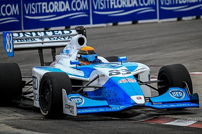 Third-generation racer visits with Andretti Formula E team