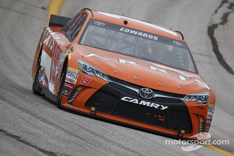 Carl Edwards quiere revivir la gloria en Atlanta