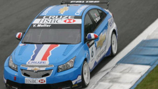 WTCC: tripletta Chevrolet in gara 1 a Curitiba