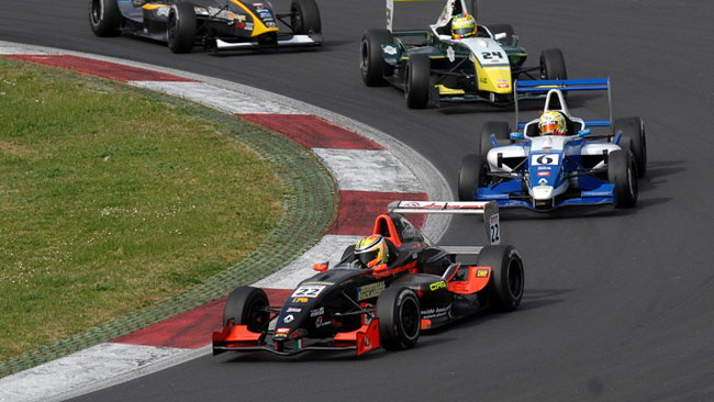 Pison e Davilla nella F.2000 Light ad Imola