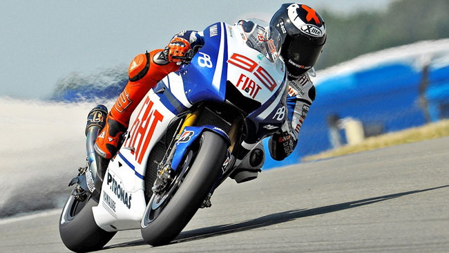 Sachsenring, libere 2: Lorenzo si riprende la vetta