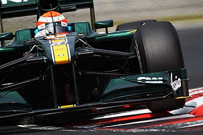La Lotus finalmente al traguardo con due T127