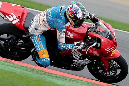 Bradley Smith si prepara al salto in Moto2