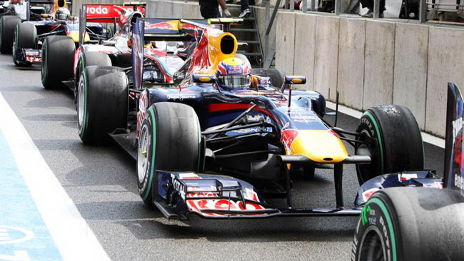 La Red Bull ha superato la verifica delle ali flessibili