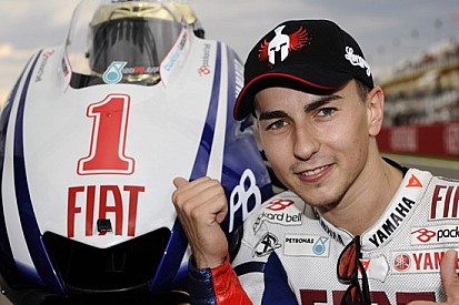 Lorenzo cambia numero: correrà con l'1!