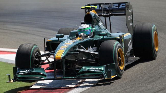 Il Team Lotus mantiene la livrea verde e gialla