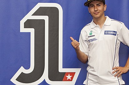 Jorge Lorenzo presenta il suo numero 1