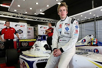 Nei test di Silverstone svetta Alex Brundle