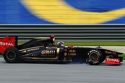 Sospensioni ko sulle Lotus Renault nelle Libere 1