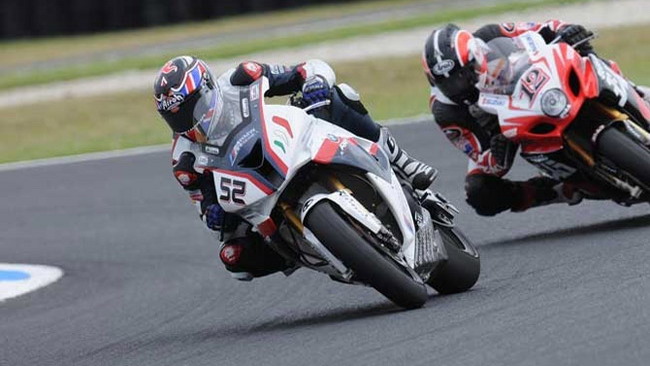 Toseland torna in pista nelle libere di Monza