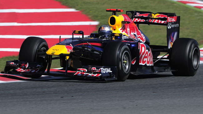 Vettel tiene a bada un grande Hamilton in Spagna