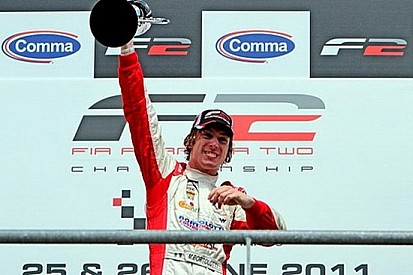 Bortolotti torna alla vittoria e in testa al campionato