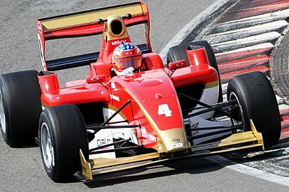Bortolotti centra la pole per gara 1 al Nurburgring