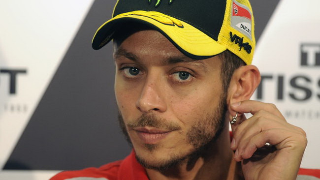 Valentino con il telaio in alluminio già ad Aragon!