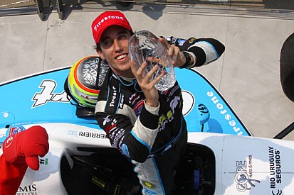 Guerrieri sbanca Indianapolis con una super rimonta