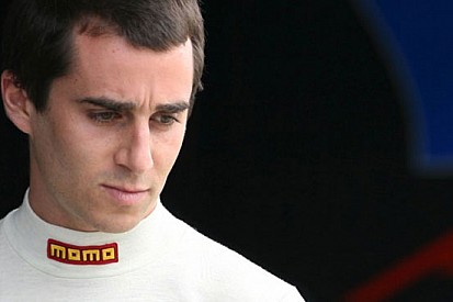 Nicolas Prost sulla Lotus nei test di Abu Dhabi