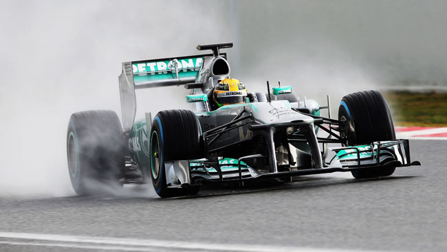 Barcellona, Day 1, Ore 12: Hamilton in vetta