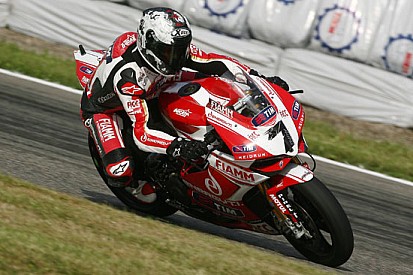 La Ducati recupera Checa e promuove Canepa
