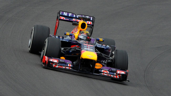 Nurburgring, Libere 2: Vettel risponde alle Mercedes