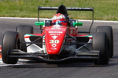 Pole position per Antonio Fuoco a Monza