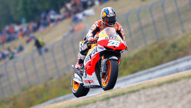 Pedrosa e Marquez al top nel warm up