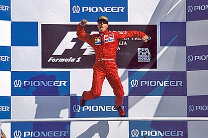 Doppi auguri a Schumi da parte della Ferrari