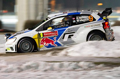 Svezia, PS8: Ogier nella neve, Mikkelsen in testa