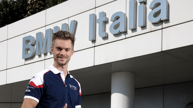 Leon Camier sostituisce l'infortunato Sylvain Barrier