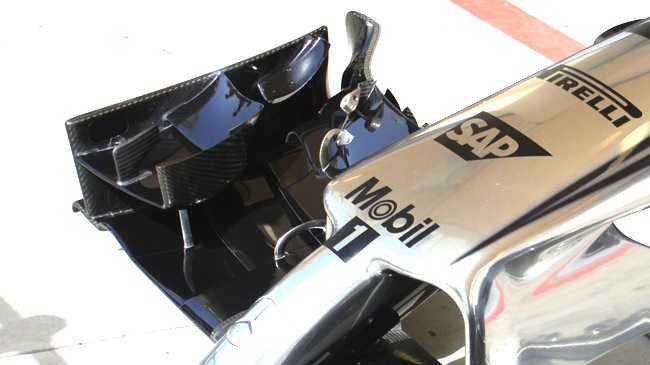 La McLaren con upper flap aggiuntivo svergolato