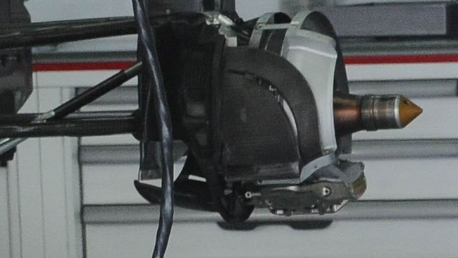 La Sauber con dischi piccoli e pinze a 4 pompanti