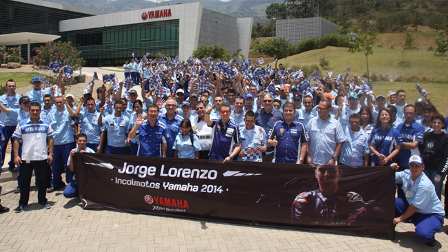 Lorenzo promuove la MotoGp in Colombia e Messico