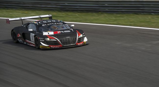 Prequalifiche, un'Audi R8 davanti a tre Ferrari 458!
