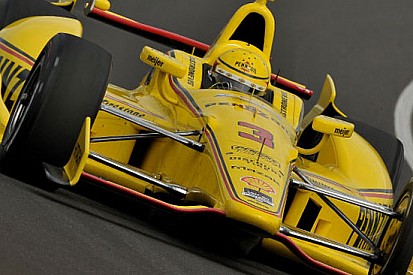 Indy 500, Libere 5: Castroneves segna il nuovo limite