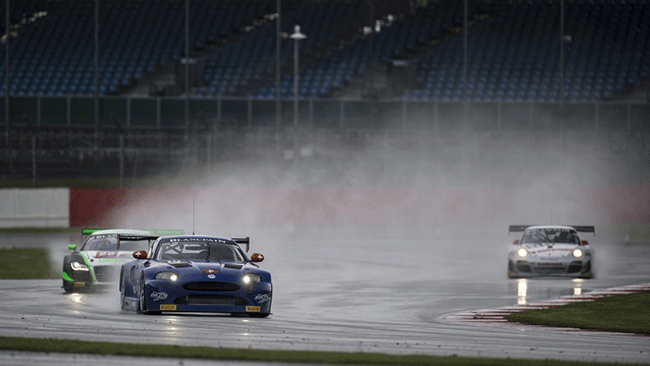 Silverstone, Libere 1: la pioggia stoppa le vetture