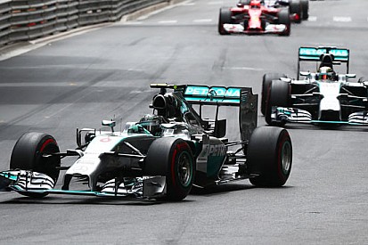 Rosberg piega Hamilton nel Principato