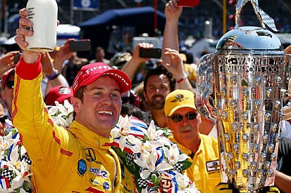 Hunter-Reay batte Castroneves e la Indy 500 è sua!
