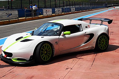Primi test a Franciacorta per la Lotus Cup Italia