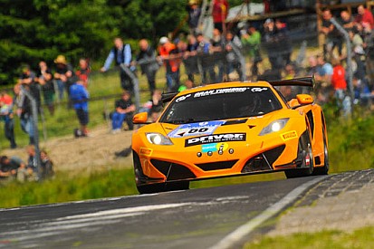 24 Ore del Nurburgring: McLaren in pole con Estre