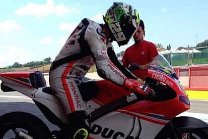 Iannone più veloce di Marquez nei test del Mugello