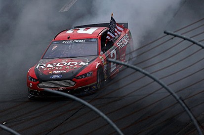 Seconda vittoria in tre gare per Brad Keselowski