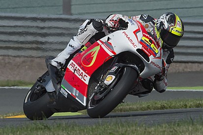 Hernandez sogna una Ducati GP15 per il 2015
