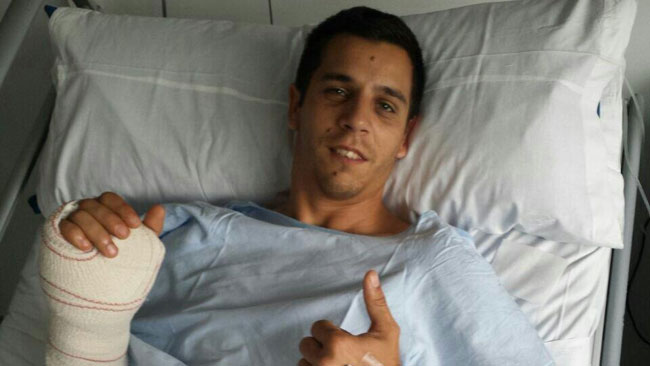 David Salom si è operato al polso destro
