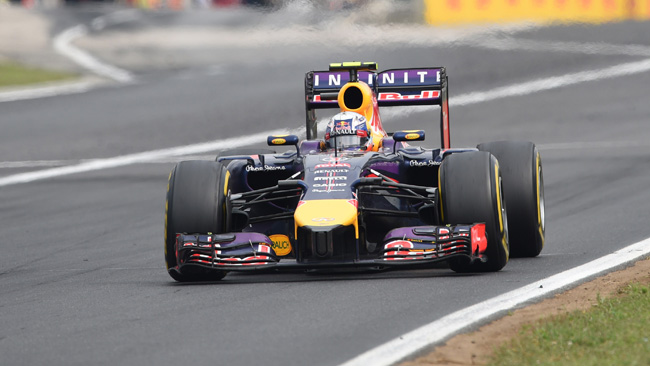 Ricciardo epico in Ungheria davanti ad Alonso