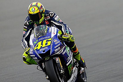 Indianapolis, Libere 1: bella zampata di Valentino