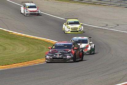 Cruze più leggere e Civic più pesanti a Suzuka