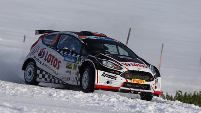Austria, Qualifiche: La neve non ferma Kajetanowicz