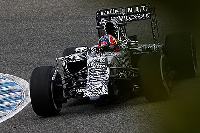 Red Bull: l'ala si è danneggiata in un'uscita di pista